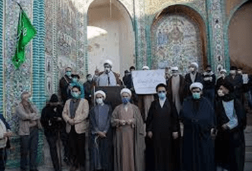 Visiting the Takkiyya Mu’avin al-Mulk in Kermanshah